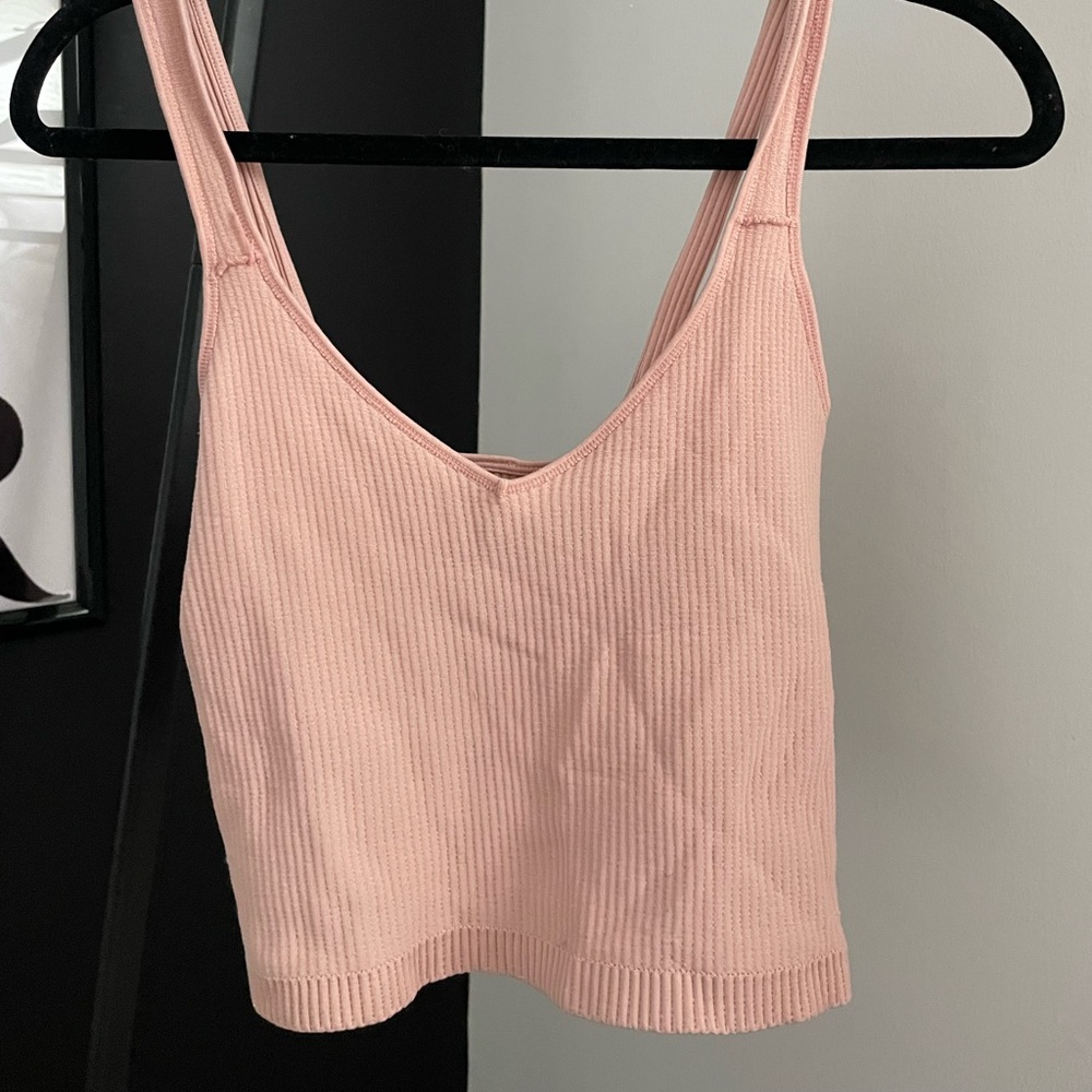 Copper Closet pink tank top 🤍
